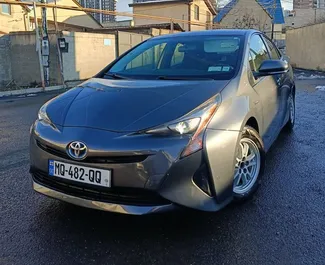 Toyota Prius 2017 zur Miete verfügbar in Tiflis, mit Kilometerbegrenzung unbegrenzte.