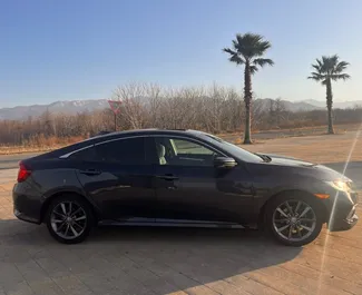 Frontansicht eines Mietwagens Honda Civic in Batumi, Georgien ✓ Auto Nr.15519. ✓ Automatisch TM ✓ 0 Bewertungen.