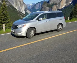 Benzin 3,5L Motor von Nissan Quest 2017 zur Miete in Batumi.