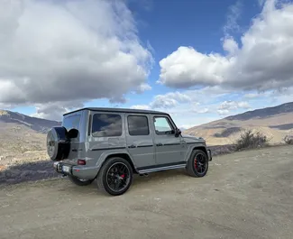 Benzin 4,0L Motor von Mercedes-Benz G63 2021 zur Miete in Tiflis.