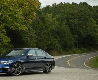 Mietwagen BMW 5-Series 2019 in Georgien, mit Benzin-Kraftstoff und 530 PS ➤ Ab 400 GEL pro Tag.