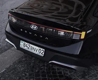 Hyundai Sonata 2025 zur Miete verfügbar in Almaty, mit Kilometerbegrenzung 250 km/Tag.