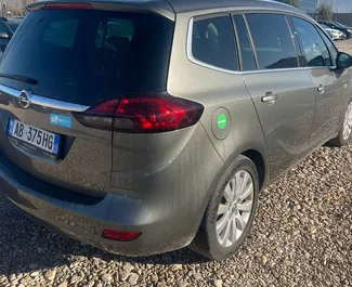 Mietwagen Opel Zafira 2021 in Albanien, mit Benzin-Kraftstoff und 160 PS ➤ Ab 22 EUR pro Tag.