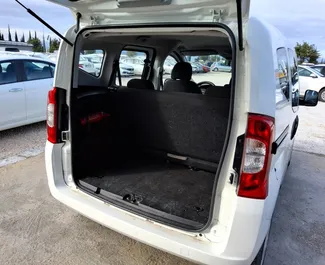 Mietwagen Fiat Fiorino 2023 in der Türkei, mit Benzin-Kraftstoff und 90 PS ➤ Ab 17 USD pro Tag.