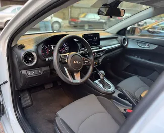 Kia Forte 2022 zur Miete verfügbar in Eriwan, mit Kilometerbegrenzung unbegrenzte.