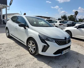 Vermietung Renault Clio 5. Wirtschaft Fahrzeug zur Miete in der Türkei ✓ Kaution Einzahlung von 300 USD ✓ Versicherungsoptionen KFZ-HV, TKV, VKV Plus, VKV Komplett, Diebstahlschutz.