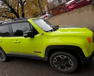 Vermietung Jeep Renegade. Wirtschaft, Komfort, Crossover Fahrzeug zur Miete in Georgien ✓ Kaution Einzahlung von 270 GEL ✓ Versicherungsoptionen KFZ-HV, VKV Komplett, Insassen, Junge.