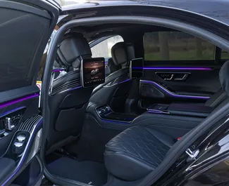 Mietwagen Mercedes-Benz S500 2024 in Montenegro, mit Hybride-Kraftstoff und 450 PS ➤ Ab 400 EUR pro Tag.