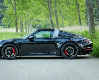 Mietwagen Porsche 911 Carrera Cabrio 2025 in Montenegro, mit Benzin-Kraftstoff und 500 PS ➤ Ab 1000 EUR pro Tag.