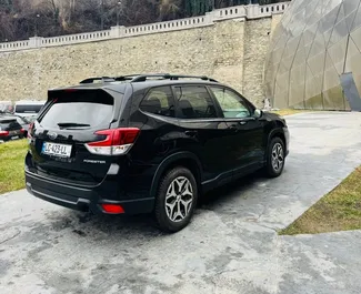 Subaru Forester 2019 mit Antriebssystem Allradantrieb, verfügbar in Tiflis.