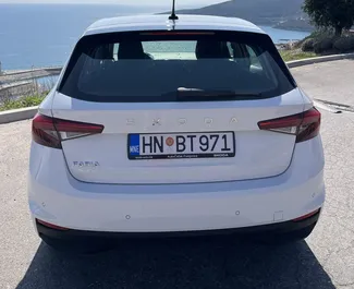 Vermietung Skoda Fabia. Wirtschaft Fahrzeug zur Miete in Montenegro ✓ Kaution Keine Kaution ✓ Versicherungsoptionen KFZ-HV, TKV, VKV Komplett, Ausland.