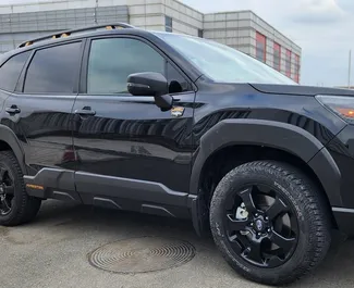 Benzin 2,5L Motor von Subaru Forester 2024 zur Miete in Tiflis.