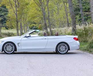 BMW 428i Cabrio 2019 zur Miete verfügbar in Becici, mit Kilometerbegrenzung unbegrenzte.
