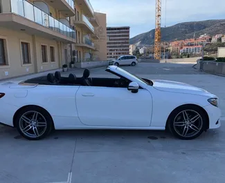 Benzin 2,0L Motor von Mercedes-Benz E-Class Cabrio 2019 zur Miete in Becici.