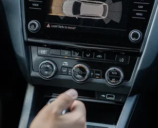 Mieten Sie ein Skoda Octavia Combi in Podgorica Montenegro