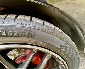 Mercedes-Benz S-Class 2009 mit Antriebssystem Heckantrieb, verfügbar in Tiflis.