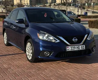 Frontansicht eines Mietwagens Nissan Sentra am Flughafen Eriwan, Armenien ✓ Auto Nr.15873. ✓ Automatisch TM ✓ 0 Bewertungen.