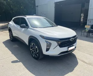 Frontansicht eines Mietwagens Chevrolet Trax in Tiflis, Georgien ✓ Auto Nr.15787. ✓ Automatisch TM ✓ 0 Bewertungen.