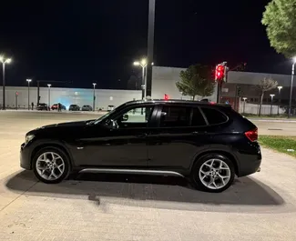 Mietwagen BMW X1 2013 in Albanien, mit Diesel-Kraftstoff und  PS ➤ Ab 35 EUR pro Tag.