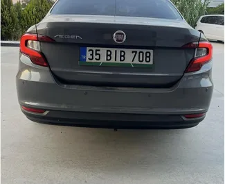 Autovermietung Fiat Egea Nr.15661 Schaltgetriebe am Flughafen Antalya, ausgestattet mit einem 1,4L Motor ➤ Von Çağatay in der Türkei.