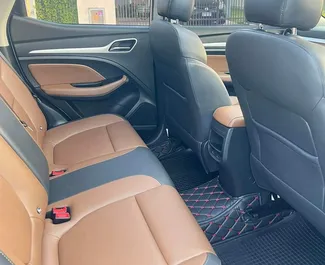 Benzin 1,5L Motor von MG ZS 2022 zur Miete am Flughafen Phuket.