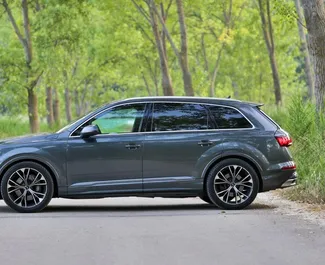 Autovermietung Audi Q7 Nr.12172 Automatisch in Becici, ausgestattet mit einem 3,0L Motor ➤ Von Ivan in Montenegro.
