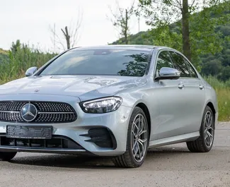 Autovermietung Mercedes-Benz E250 Nr.12157 Automatisch in Becici, ausgestattet mit einem 3,0L Motor ➤ Von Ivan in Montenegro.