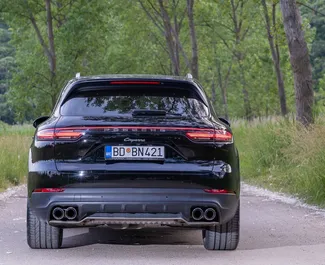 Mietwagen Porsche Cayenne Turbo 2022 in Montenegro, mit Benzin-Kraftstoff und 290 PS ➤ Ab 300 EUR pro Tag.