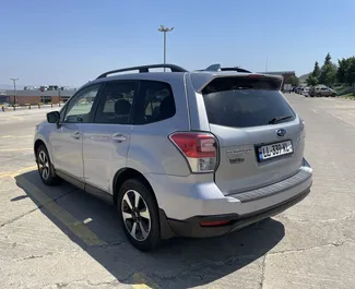 Benzin 2,5L Motor von Subaru Forester 2016 zur Miete in Tiflis.
