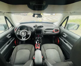 Jeep Renegade 2017 mit Antriebssystem Allradantrieb, verfügbar in Kutaisi.