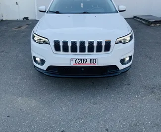 Autovermietung Jeep Cherokee Nr.15626 Automatisch in Kutaisi, ausgestattet mit einem 3,2L Motor ➤ Von Zurabi in Georgien.