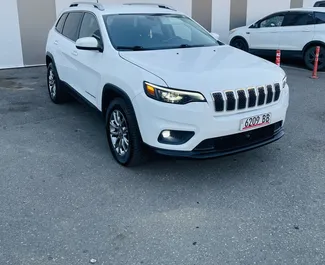 Mietwagen Jeep Cherokee 2020 in Georgien, mit Benzin-Kraftstoff und 271 PS ➤ Ab 180 GEL pro Tag.