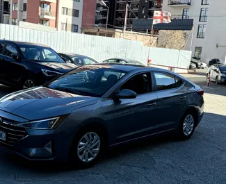 Hyundai Elantra 2019 mit Antriebssystem Frontantrieb, verfügbar in Tiflis.