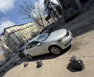 Mietwagen Volkswagen Passat 2011 in Georgien, mit Benzin-Kraftstoff und 210 PS ➤ Ab 115 GEL pro Tag.