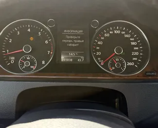 Volkswagen Passat 2011 zur Miete verfügbar in Tiflis, mit Kilometerbegrenzung unbegrenzte.