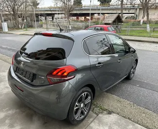 Vermietung Peugeot 208. Wirtschaft, Komfort Fahrzeug zur Miete in Griechenland ✓ Kaution Einzahlung von 200 EUR ✓ Versicherungsoptionen KFZ-HV, TKV.