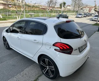 Vermietung Peugeot 208. Wirtschaft, Komfort Fahrzeug zur Miete in Griechenland ✓ Kaution Einzahlung von 200 EUR ✓ Versicherungsoptionen KFZ-HV, TKV.