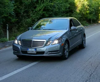 Autovermietung Mercedes-Benz E-Class Nr.9979 Automatisch in Tirana, ausgestattet mit einem 3,0L Motor ➤ Von Armand in Albanien.