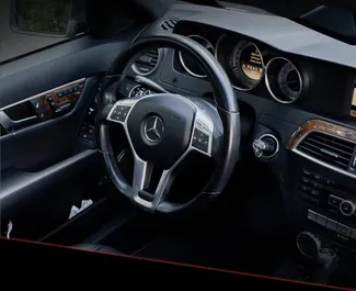 Autovermietung Mercedes-Benz C-Class Nr.9976 Automatisch in Tirana, ausgestattet mit einem 3,0L Motor ➤ Von Armand in Albanien.