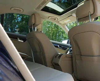 Autovermietung Mercedes-Benz C-Class Nr.10549 Automatisch in Tirana, ausgestattet mit einem 3,0L Motor ➤ Von Armand in Albanien.