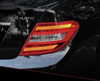 Vermietung Mercedes-Benz C-Class. Komfort, Premium Fahrzeug zur Miete in Albanien ✓ Kaution Keine Kaution ✓ Versicherungsoptionen KFZ-HV, VKV Komplett, Ausland.