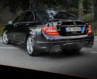 Gas 3,0L Motor von Mercedes-Benz C-Class 2012 zur Miete in Tirana.