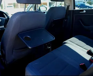 Vermietung Volkswagen Golf Plus. Wirtschaft, Komfort, Minivan Fahrzeug zur Miete in Albanien ✓ Kaution Keine Kaution ✓ Versicherungsoptionen KFZ-HV, VKV Komplett, Ausland.