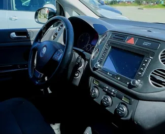 Mietwagen Volkswagen Golf Plus 2007 in Albanien, mit Diesel-Kraftstoff und 104 PS ➤ Ab 23 EUR pro Tag.