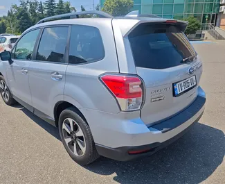 Benzin 2,5L Motor von Subaru Forester 2017 zur Miete am Flughafen Kutaisi.