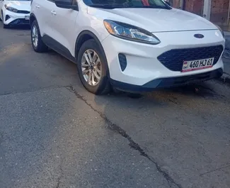 Frontansicht eines Mietwagens Ford Escape in Eriwan, Armenien ✓ Auto Nr.15666. ✓ Automatisch TM ✓ 0 Bewertungen.
