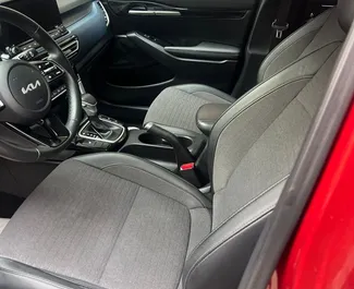 Benzin 2,0L Motor von Kia Seltos 2022 zur Miete in Eriwan.