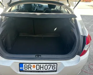 Citroen C4 2014 mit Antriebssystem Frontantrieb, verfügbar in Bar.