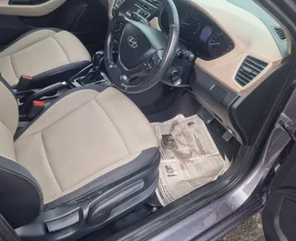 Mietwagen Hyundai i20 2015 auf Mauritius, mit Benzin-Kraftstoff und 110 PS ➤ Ab 23 USD pro Tag.