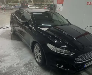 Frontansicht eines Mietwagens Ford Mondeo in Tiflis, Georgien ✓ Auto Nr.15789. ✓ Automatisch TM ✓ 0 Bewertungen.